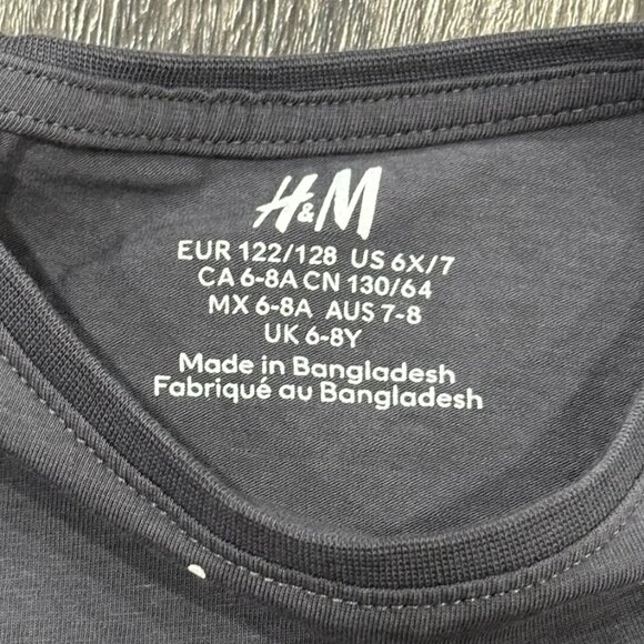 H&M Dark Grey with White Polka Dots Long-sleeved Shirt, Size 6/7 - Picture 2 of 4